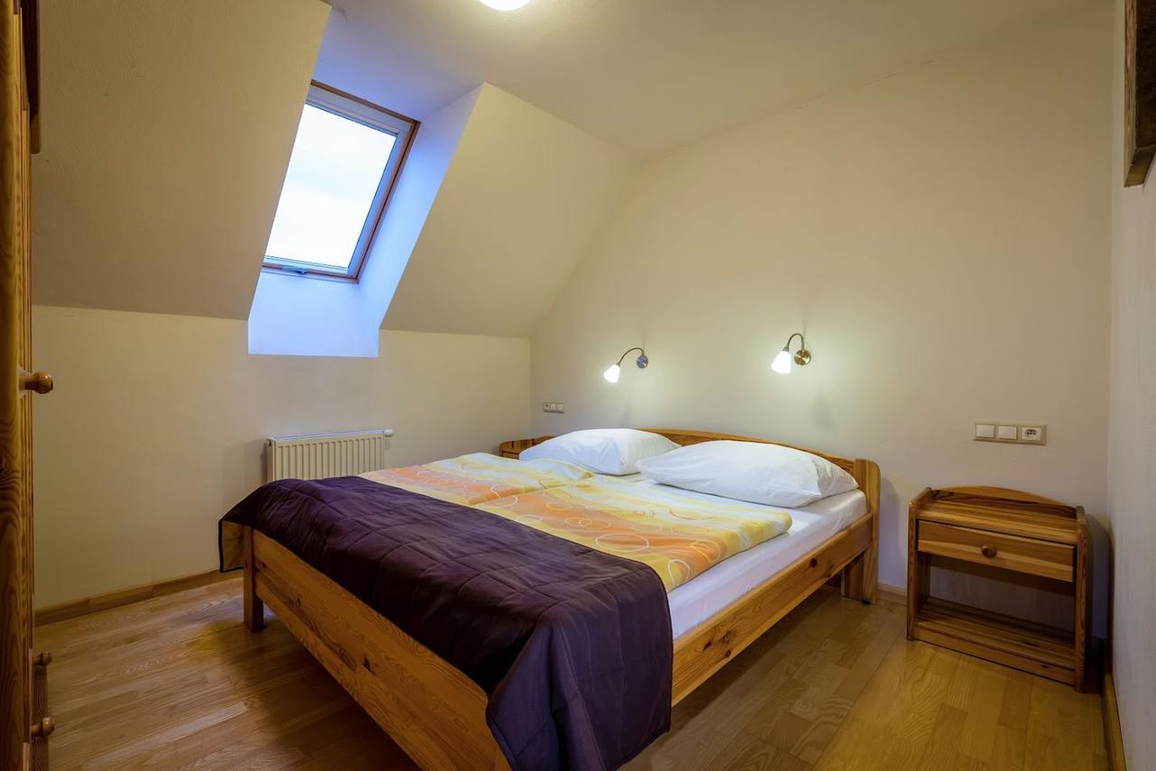 Guest House Privat Pod Lesom Pavcina Lehota  Exterior photo