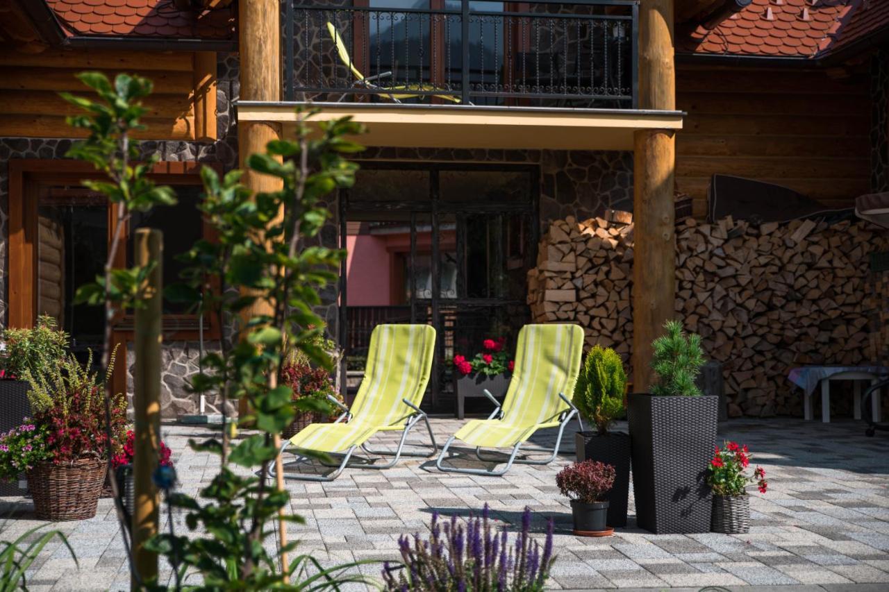 Guest House Privat Pod Lesom Pavcina Lehota  Exterior photo